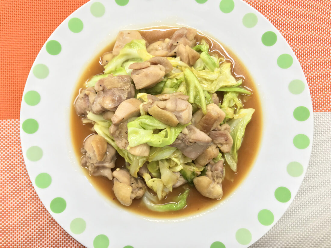 鶏もも肉とキャベツのぽん酢炒め