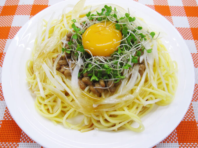 納豆のサラダパスタ